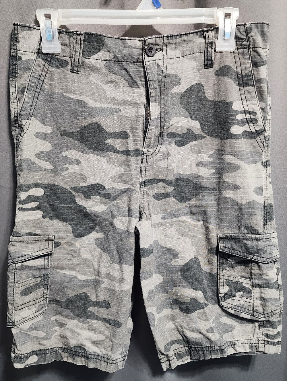 Airwalk Boys Size 16 Grey Camo Cargo Shorts Ripstop Skater Utility